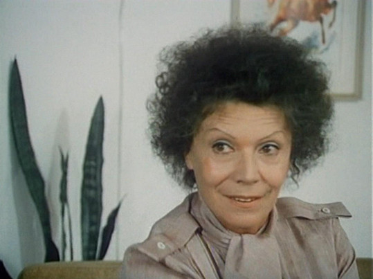 Zdenka Procházková ve filmu Jak napálit advokáta (1985).