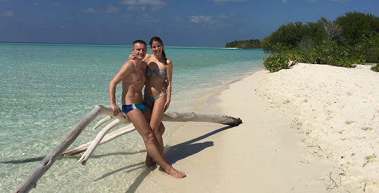 Vladimír Hron si s manželkou Míšou užíval romantiku na Maledivách.