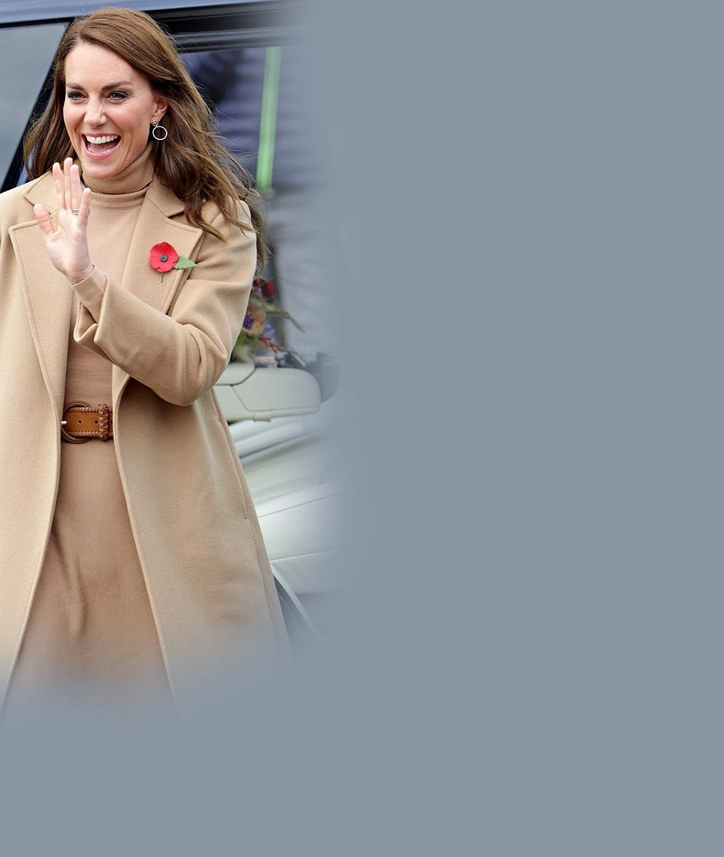 Klenot britské královské rodiny: Princezna Kate na banketu ohromila v korunce po Dianě