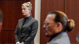 Johnny Depp a Amber Heard u soudu