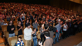 Gott se dočkal potlesku vestoje od tisícovky fanoušků.