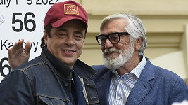 Benicio del Toro s Jiřím Bartoškou
