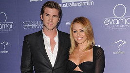 Miley Cyrus a Liam Hemsworth potvrdili rozchod.