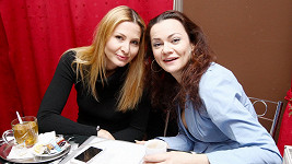 Ivana Gottová s kolegyní Vandou Konečnou