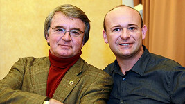 Vlastimil Harapes (vlevo)