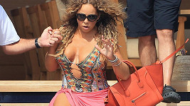 Mariah Carey si život bez podpatků asi ani nedokáže představit...