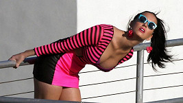 Katy Perry během focení v Miami.