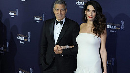 George a Amal Clooney na filmových cenách César v Paříži