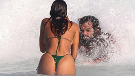 Brazilská modelka a její manžel jsou vodní živly. 
