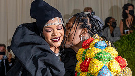 Rihanna a A$AP Rocky se těší na prvního potomka.