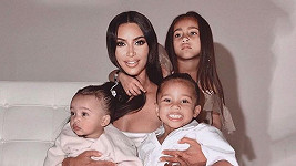 Sestry Kardashianovy na svých dětech rozhodně nešetří.