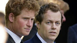 Princ Harry a Tom Parker Bowles (2008)