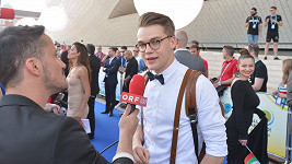Mikolas během novinářského dne na Eurovizi