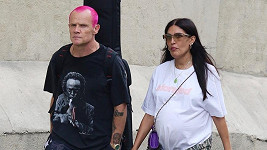 Flea z Red Hot Chili Peppers s manželkou Melody