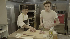 Brooklyn Beckham má kuchařskou show