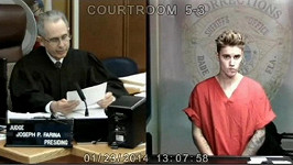 Justin Bieber při svém prvním soudním stání