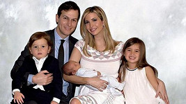Ivanka Trump s manželem a jejich třemi dětmi