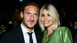 Italští Beckhamovi Francesco Totti a Ilary Blasi jsou minulostí. 