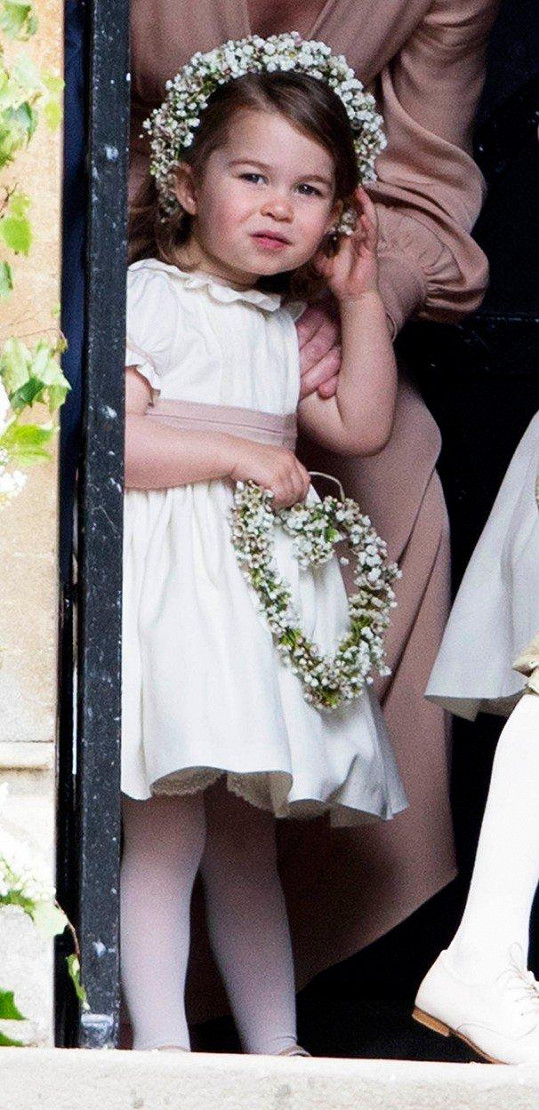 Před rokem šla Charlotte za družičku na svatbě Pippy.