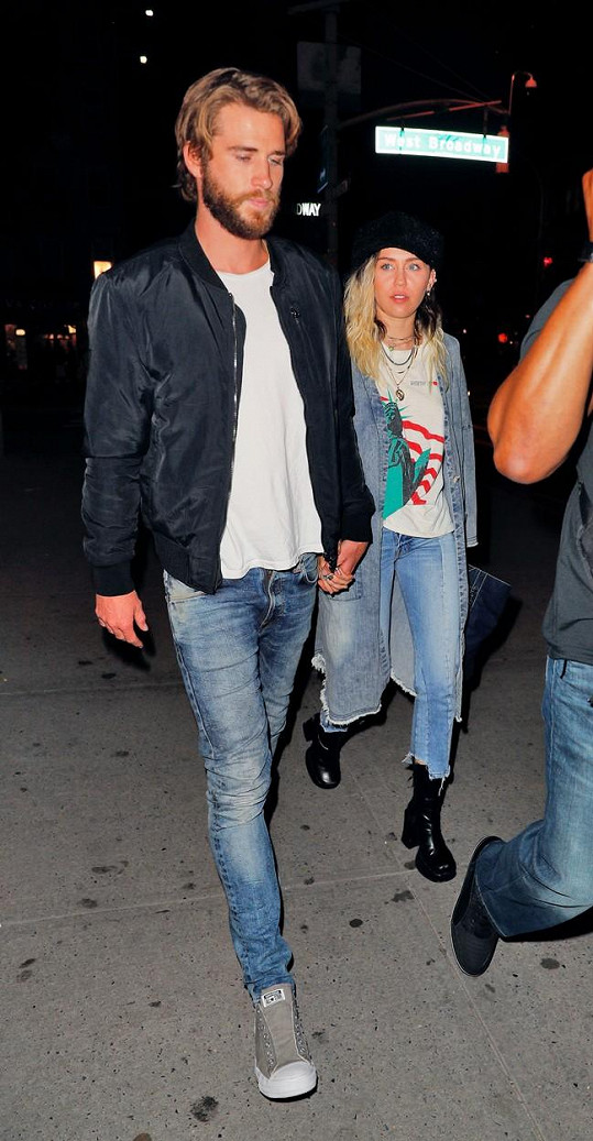Když mu Miley dala k podpisu předmanželskou smlouvu, Liam se prý doslova rozzuřil.