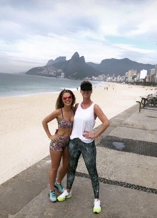 S kamarádkou v Riu denně běhá, aby se udržela ve formě.