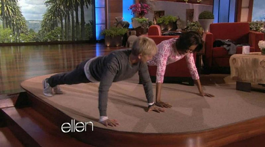 Michelle Obama si střihla s Ellen pár kliků.