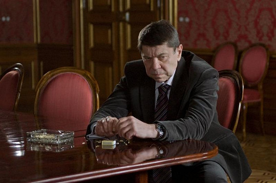 Martin Štěpánek ve svém posledním filmu Jseš mrtvej, tak nebreč