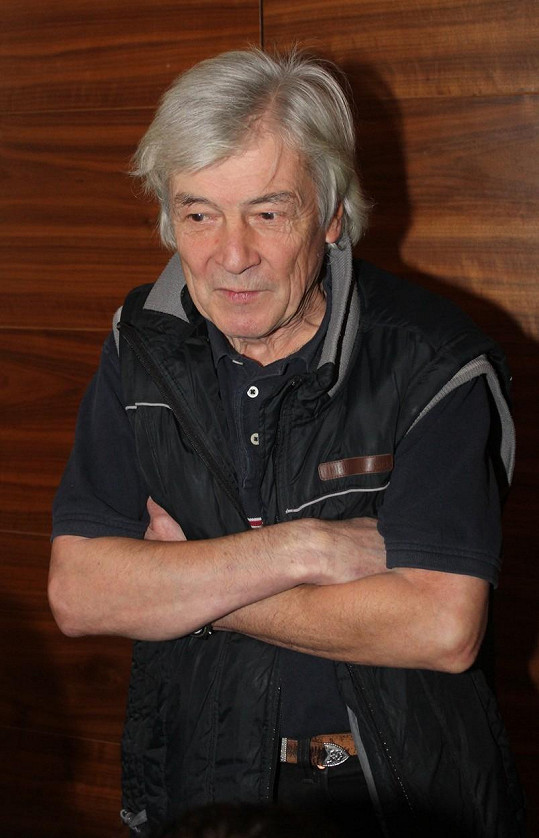 Zemřel Pavel Chrastina, zakládající člen kapely Olympic.