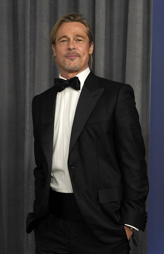 Brad Pitt si myslí, že trpí obličejovou slepotou. 
