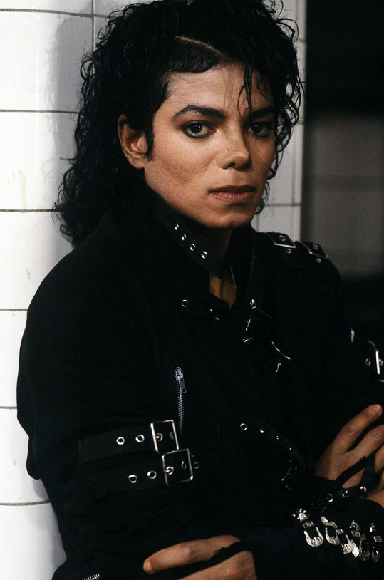 Michael Jackson zemřel 25. června 2009 na selhání srdce. 