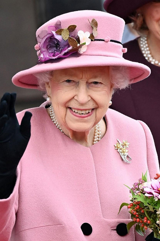 Královna Alžběta II. oslavila 96. narozeniny. Tráví je na panství v Sandringhamu.