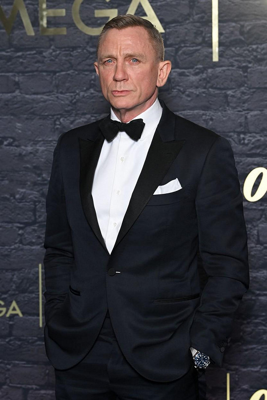 Kdyby Daniel Craig chtěl, mohl by Jamese Bonda klidně hrát dál. 