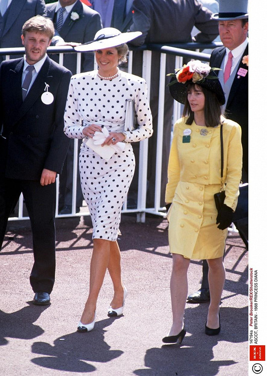 Kate svými šaty odkazovala k princezně Dianě. Na snímku v Ascotu v roce 1988