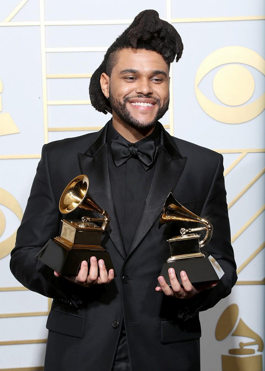 A takhle vypadá opravdový zpěvák The Weeknd.