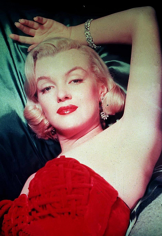 Marilyn Monroe si dopřávala, její poslední jídlo zahrnovalo masové koule s houbami a šampaňské. 