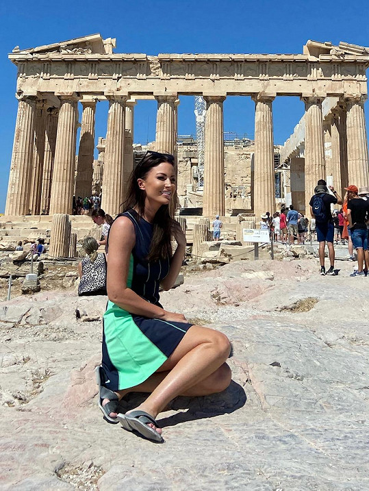 Moderátorka si užívá dovolenou v Řecku. 