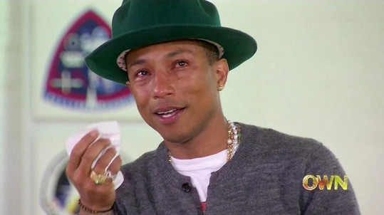 Pharrella Williamse dojal sestřih klipů lidí z celého světa natočených na jeho píseň Happy.