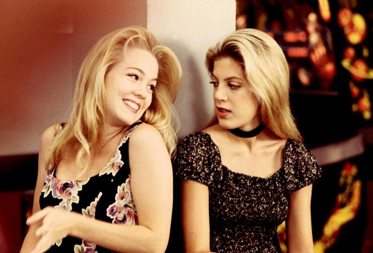 Kelly a Donna v seriálu Beverly Hills 90210