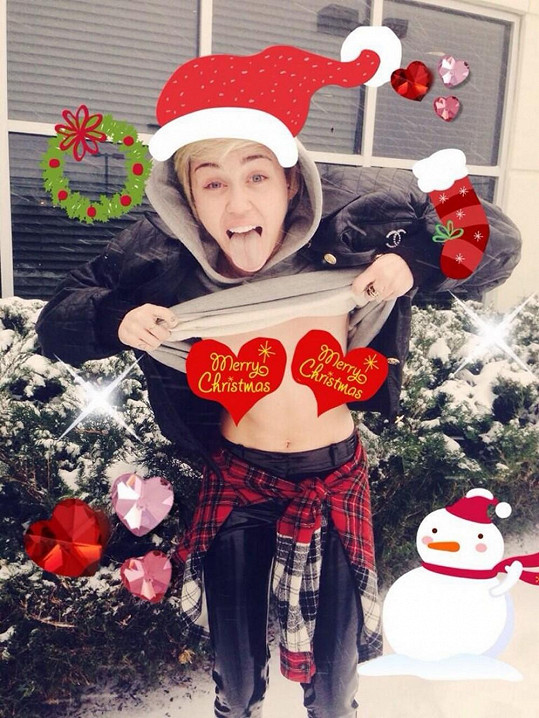 Vánoční pozdrav Miley byl ránou pro věřící fanoušky.