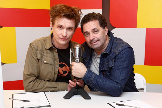 Tomáš Měcháček a Martin Dejdar natáčí pořad Vylomeniny.