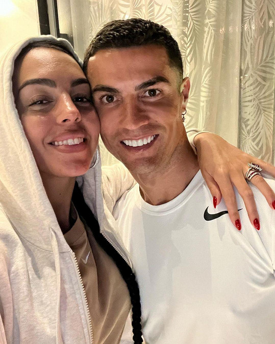 Georgina Rodriguez a Cristiano Ronaldo spolu tráví čas i na mistrovství světa v Kataru.