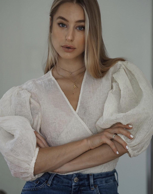 Alex Sedláčková je úspěšnou módní blogerkou.
