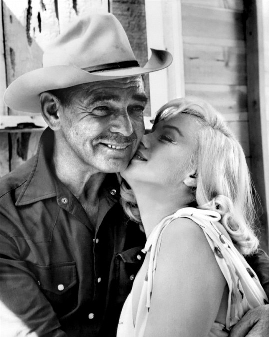 Mustangové (1961). Clark Gable a Marilyn Monroe netušili, že se loučí s filmovým plátnem.