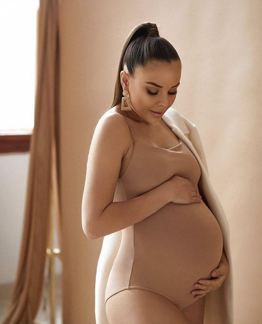 Nafotila krátce před porodem těhotenské snímky.