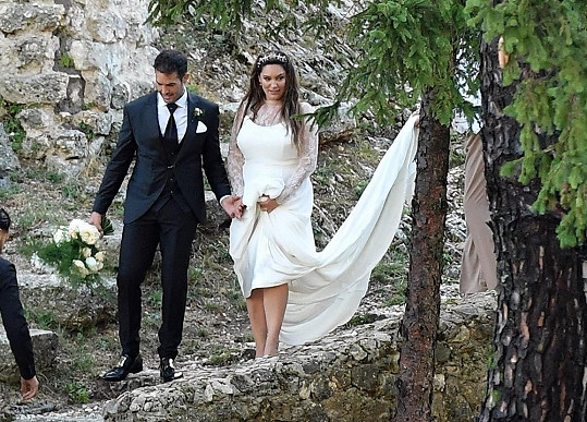 Svatba Kelly Brook a Jeremyho Parisiho se konala v ženichově rodné Itálii. 