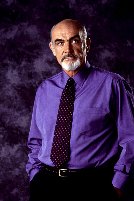 Seanu Connerymu se nechtělo studovat příběh Pána prstenů. 