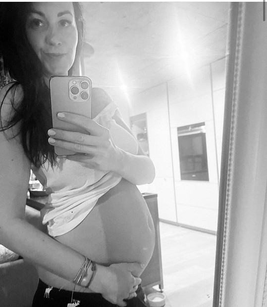 Agáta Hanychová je ve čtvrtém měsíci těhotenství.