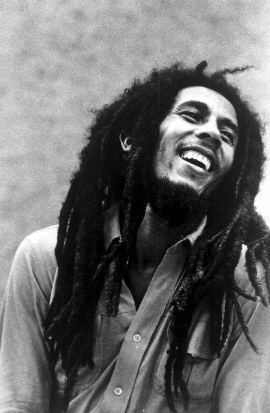 Bob Marley podlehl ve 36 letech následkům rakoviny. 