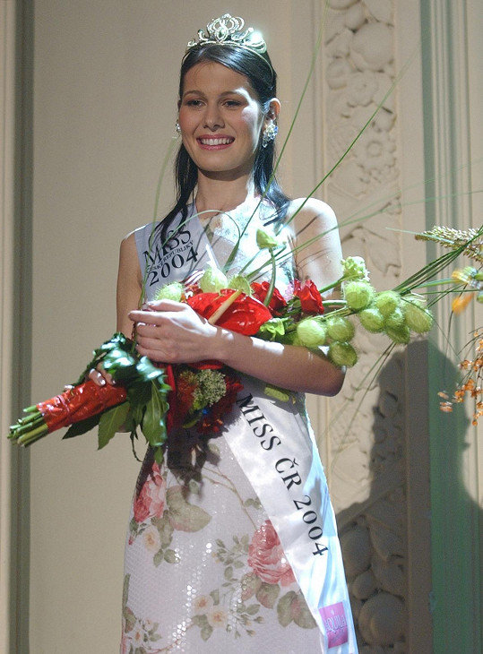 Jana Doleželová se v roce 2004 stala českou královnou krásy.