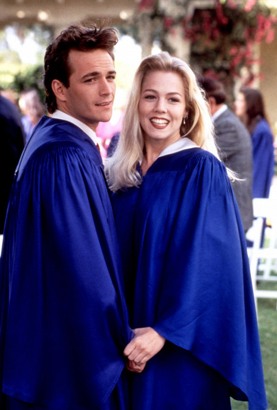 Jennie Garth a Luke Perry v seriálu Beverly Hills 90210